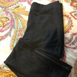 American Eagle Large hi rise leggings